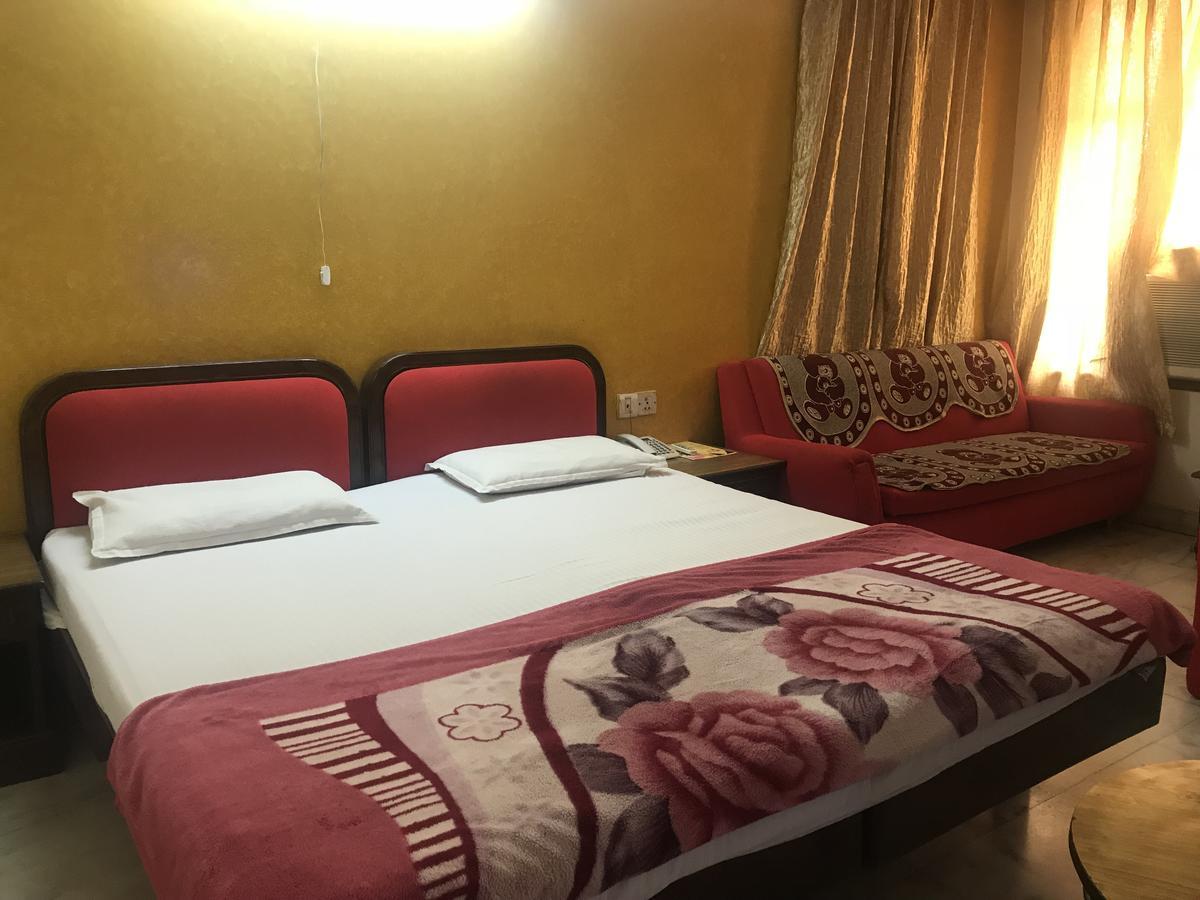Hotel Sukant Palace Delhi  Exterior foto